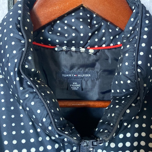 Tommy Hilfiger Puffy Vest - Picture 3 of 6